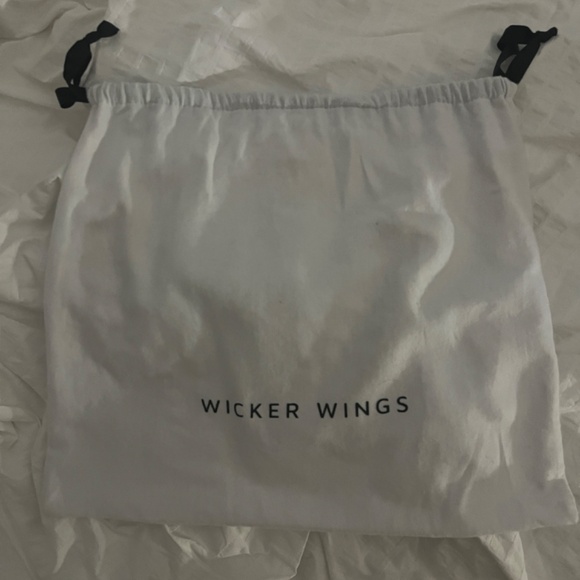 Wicker Wings Purse - Picture 4 of 4